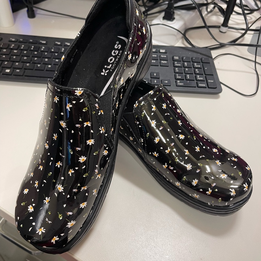 Klogs Moxy size 10